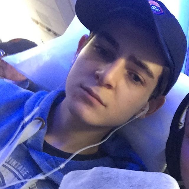 David Mazouz  15624210