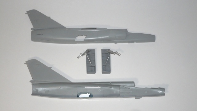 Mirage F1CR 1/48 [Italeri (Esci)] + set  FM P1010911