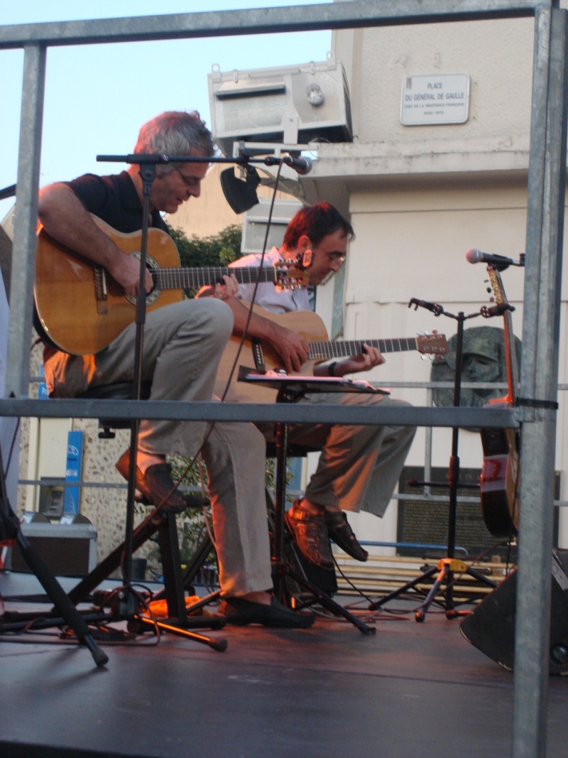 Duo guitares acoustiques à Chartres le 5/07/10 Dsc02439
