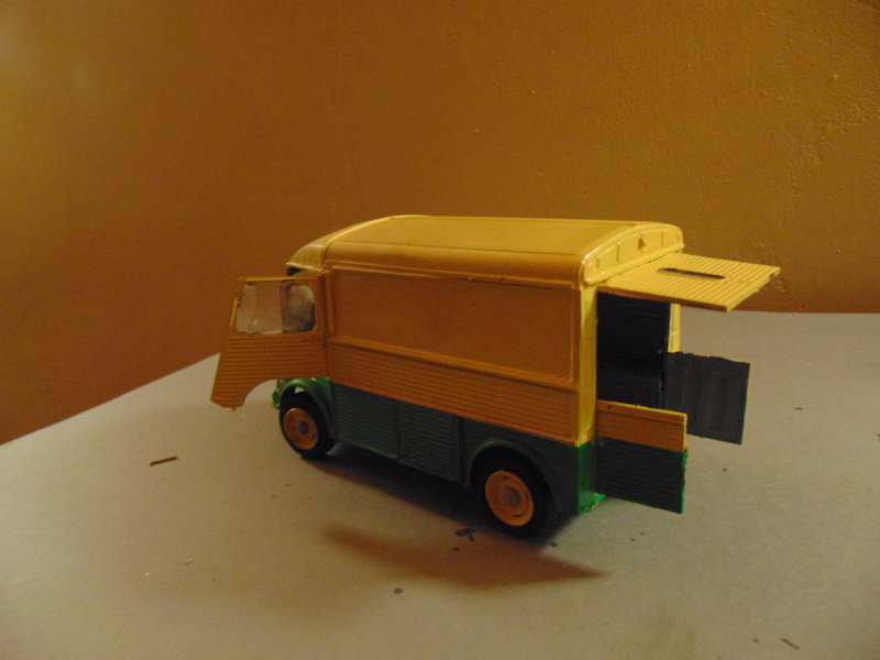 CITROËN Fourgon type H, le vélocycliste et l EDF Réf 80768 Dsc06024