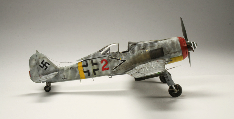 Focke Wulf Fw.190 F-8 1/72 Eduard Img_1311