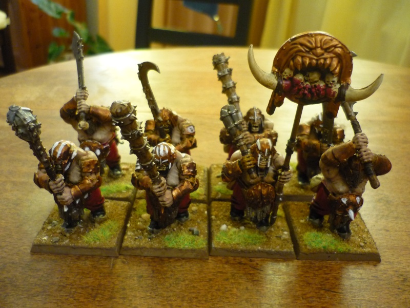 Warhammer AOS : Les royaumes ogres : la bande de Maggot l'incorrigible brise-jambe P1040312