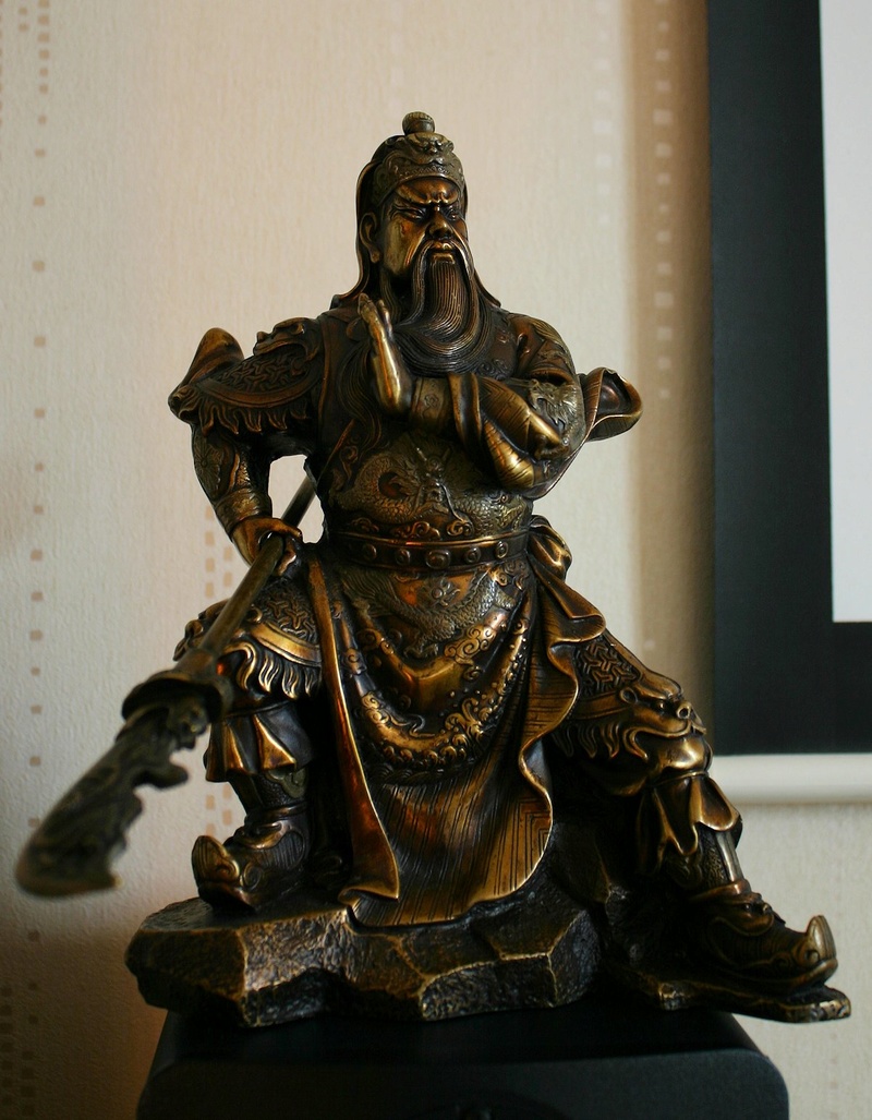 Statue bronze Japonais ou Chinois Img_5011