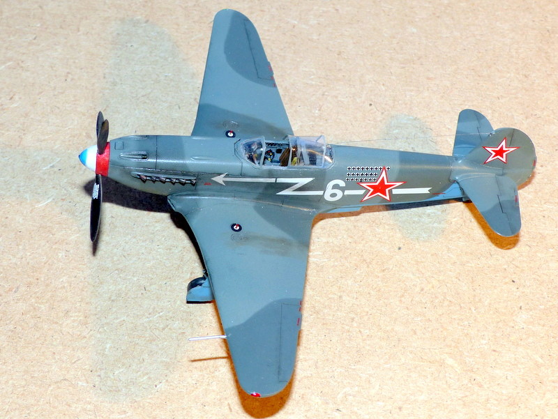 [Zvevda] Yak-3 - 6 Blanc, Capitaine Marcel Albert Normandie Niemen 1944 P1000912