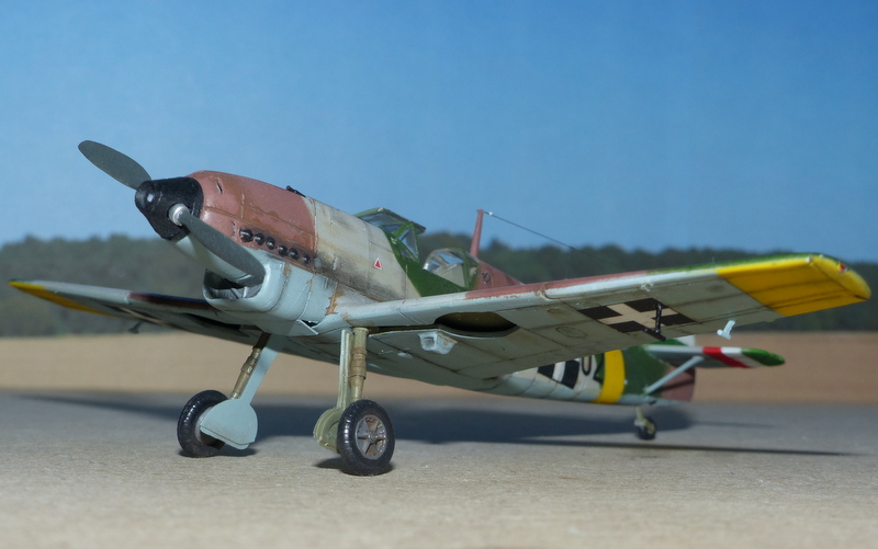[Heller] Messerschmitt Bf 109D -1  1/72 (VINTAGE) P1010112