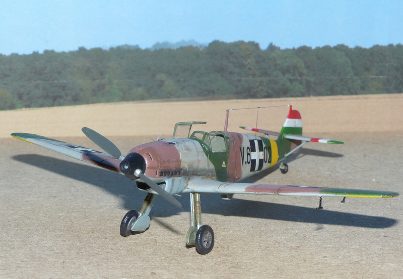[Heller] Messerschmitt Bf 109D -1  1/72 (VINTAGE) P1010113