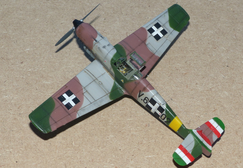 [Heller] Messerschmitt Bf 109D -1  1/72 (VINTAGE) P1010115