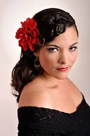 CARO EMERALD Images28