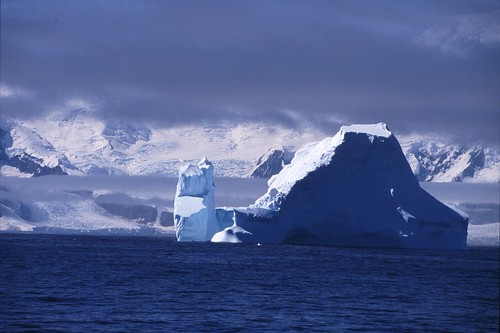 Iceberg Antartique Sud Blue_l11