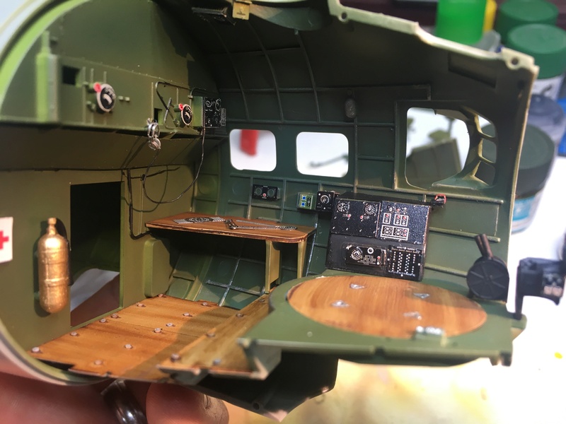 [HK models - 1/32] B17-G "Flying Fortress" - "The Betty-L" - Page 5 Img_8312