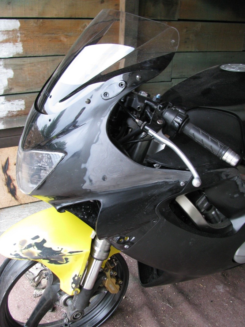 modif d un 600 cbr 2000 - Page 2 Img_0210