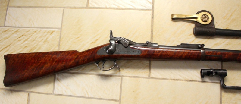 Springfield "Trapdoor" Model 1873 (Riffle et Carbine) Img_3215