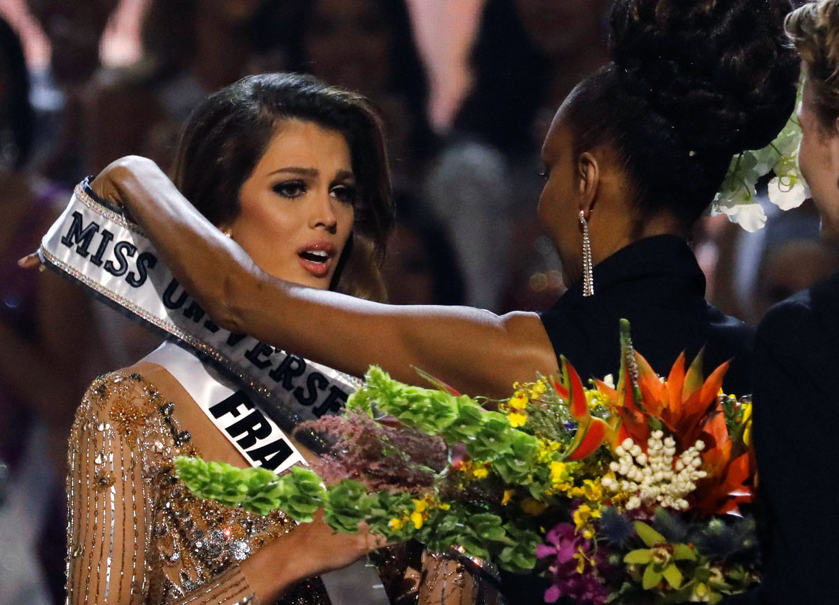 ♔ The Official Thread of MISS UNIVERSE® 2016 Iris Mittenaere of France ♔ C4311410
