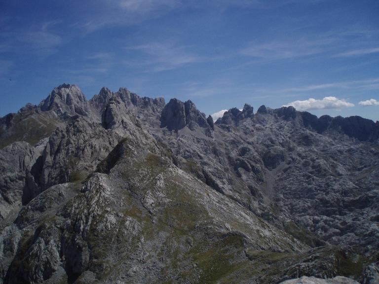 Mirador de Ordiales-Pico Cotalba ( Picos de Europa ) 04411