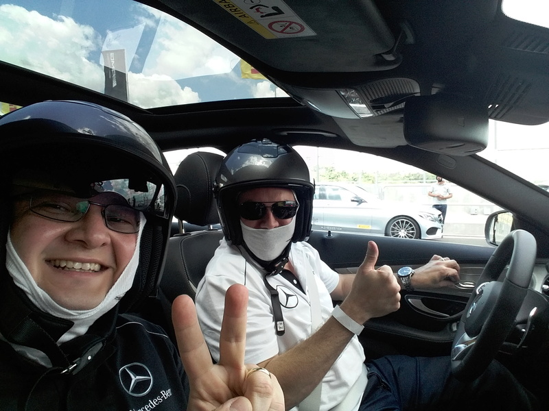 (Mercedes-AMG): AMG Performance Tour no Autódromo Velo Città 3d10