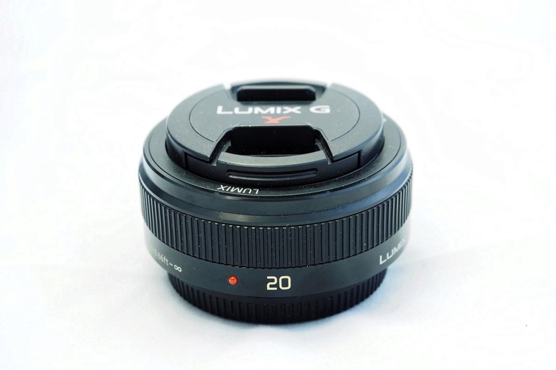 [VENDU] Objectif Panasonic 20mm f/1.7 ASPH II noir + accessoires 0520c911