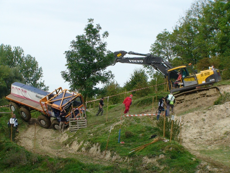 EUROPATRUCKTRIAL AU CIRCUIT DE LA VILAINE NORD DE FRANCE - Page 2 Dsc00012