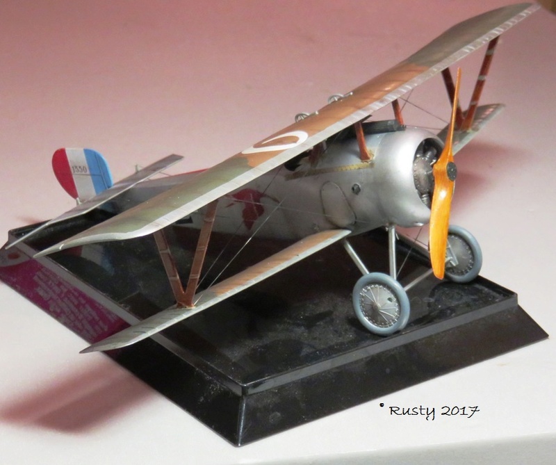 Nieuport 17 Georges Guynemer [Academy 1/32] Img_3218