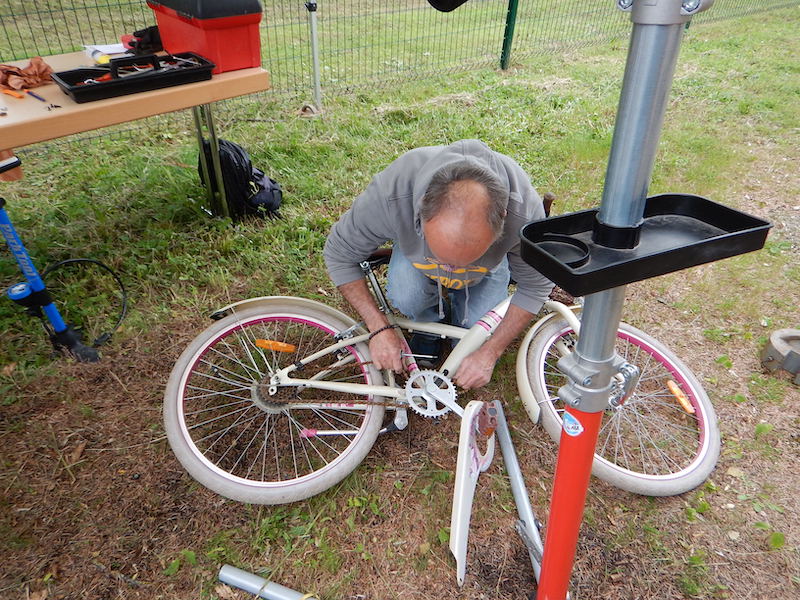 Repair café#vélos à Rixheim Dscn4316