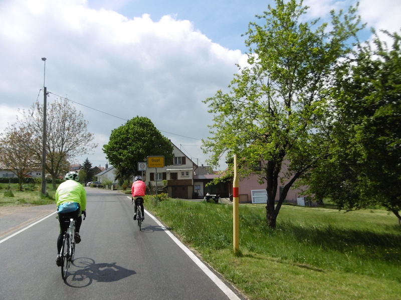 Route ce dimanche 4 mai P1030230