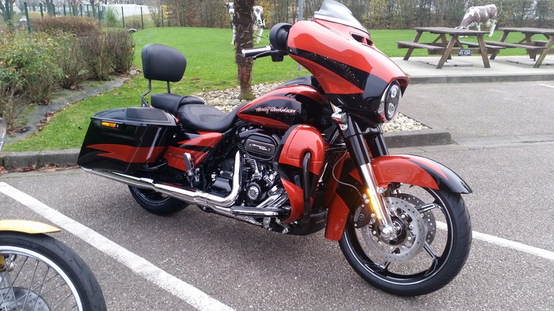 Mon new Street Glide CVO 2017 20161111