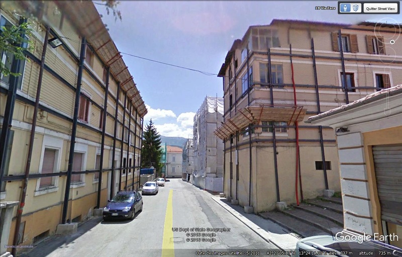 STREET VIEW : Promenade à L'Aquila... (Italie) L_aqui13