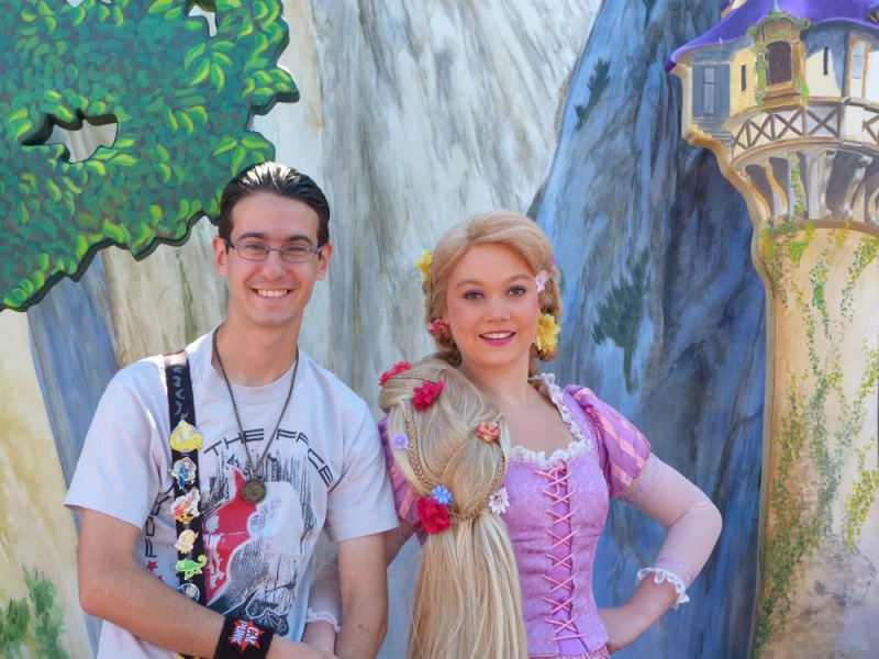 Photos avec les Personnages Disney - Page 26 P1230615