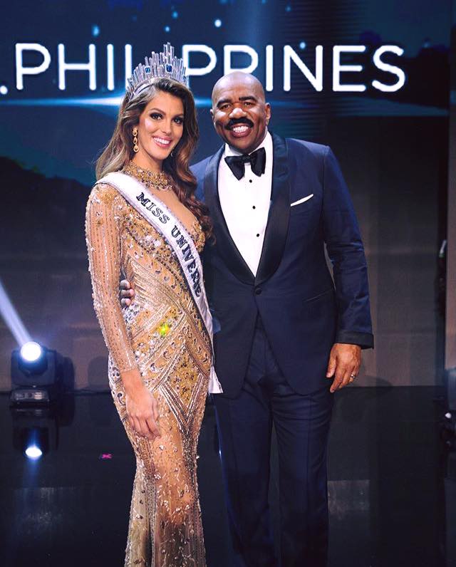 ♔ The Official Thread of MISS UNIVERSE® 2016 Iris Mittenaere of France ♔ - Page 2 16427710