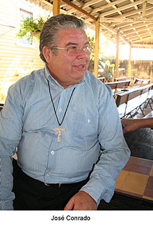 Entrevista al Padre José Conrado: “Oposición en Cuba es la esperanza del cambio” del pueblo cubano 220px-10