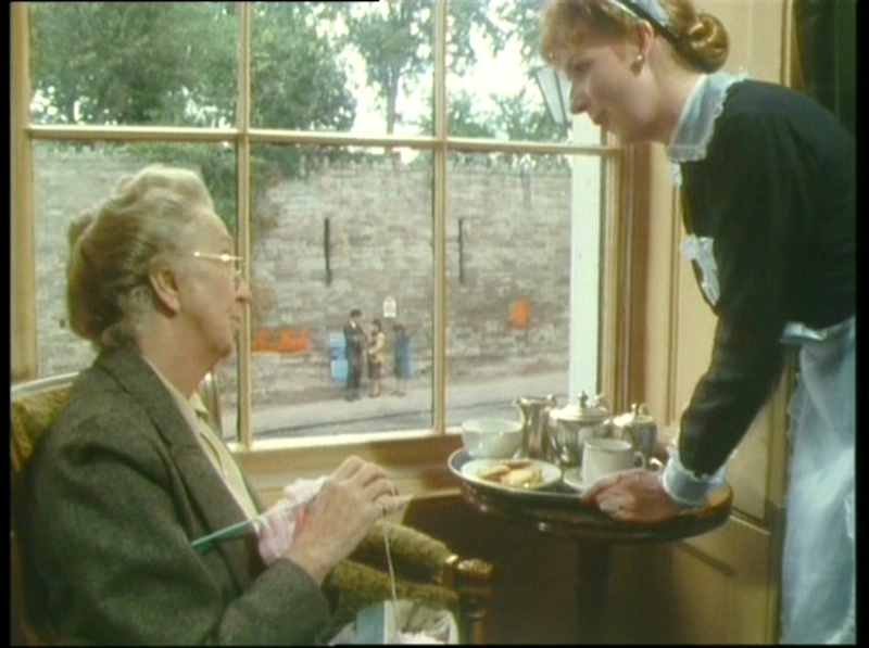 Série "Miss Marple" (BBC, 1984-1992) Pdvd_045