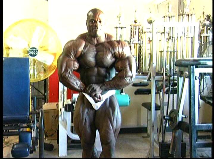 Ronnie Coleman - Page 8 Pdvd_014