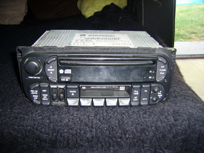 [VENDU] autoradio d'origine grand cherokee wj + chargeur 10 cd Ssa50120