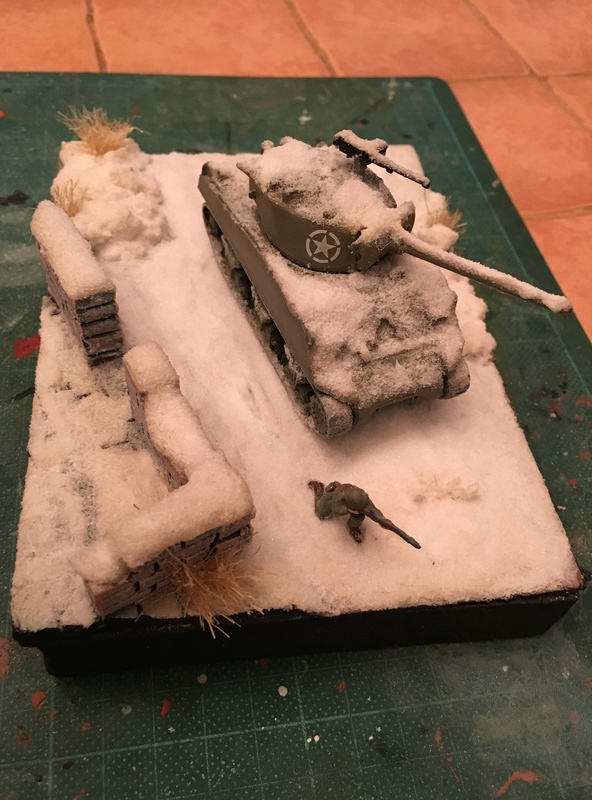 Sherman sous la neige 1/72 Img_4613