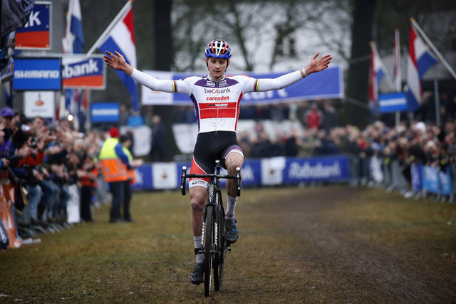 CHAMP. DES PAYS-BAS "CYCLO-CROSS" -- 08.01.2017 Vdpoel10