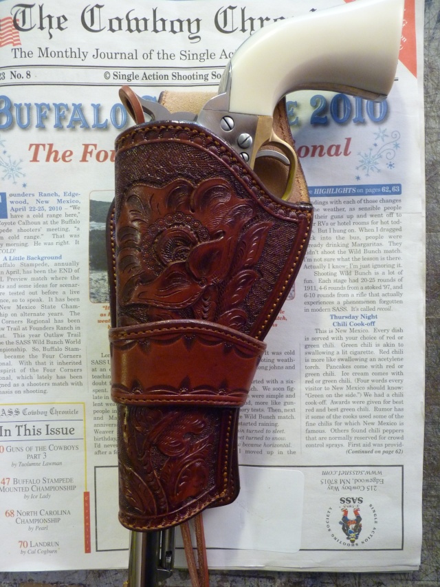 "TRAVAUX SUR HOLSTER MEXICAN" by SLYE P1010617