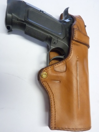 HOLSTER CUIR " MULTI FONCTIONS" : le "DREADFULL" by SLYE P1120110