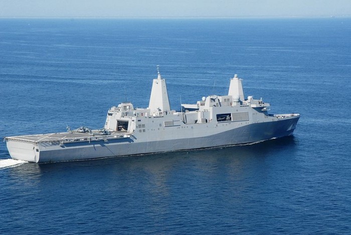 THE MOST IMPORTANT NEWS - U.S. SAYS NAVY SHIP FIRED WARNING SHOTS AT IRANIAN VESSELS Uss-me10