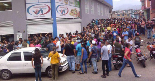THE MOST IMPORTANT NEWS - VENEZUELA: WHAT CHRISTMAS IS LIKE DURING AN ECONOMIC COLLAPSE Venezu10