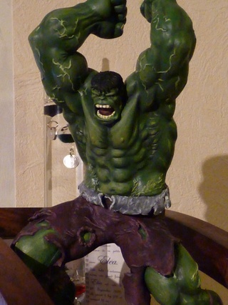 "Hulk" - Custom conversion Buste en Statue P1030210