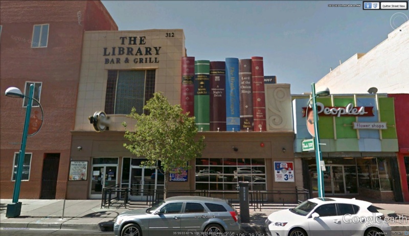 STREET VIEW : les façades de magasins (Monde) - Page 9 Librar10