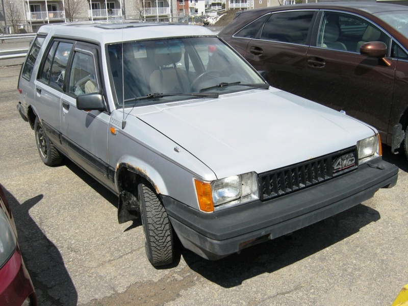Plusieurs photos : Toyota Tercel (1978–2000) Toyota10