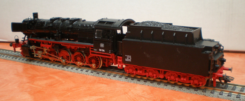 Fleischmann BR 50 mit großen Tender T 34 50_13437