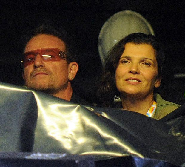 Bono fue a ver el show de Gavin Friday en el "Picnic Festival 2012" Bono-610