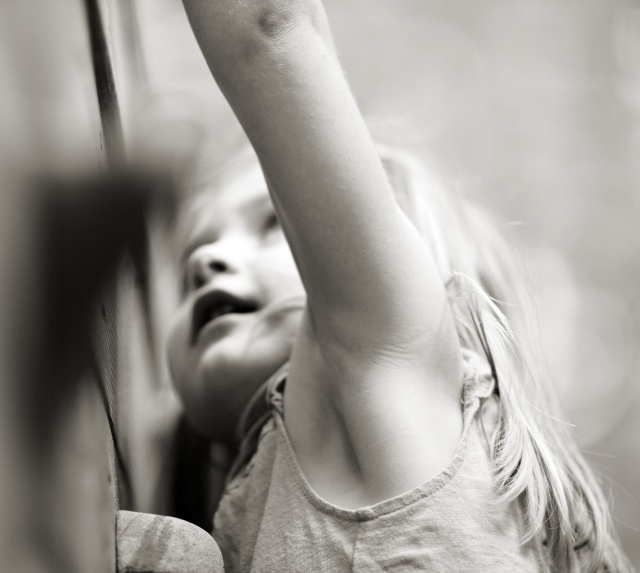 Filles au Parc du Domaine Vert avec la Canon EF 85mm f/1.2 L II  20100513