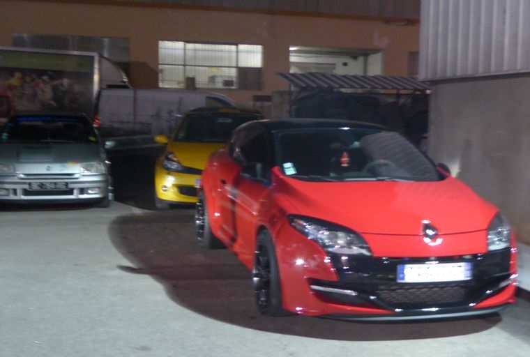 Vendredi soir RDV Renault Sport à Vitrolles (13 ) P1020919