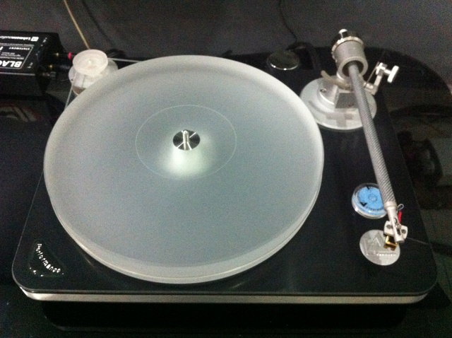 Clearaudio performance turntable Sold Img_1412