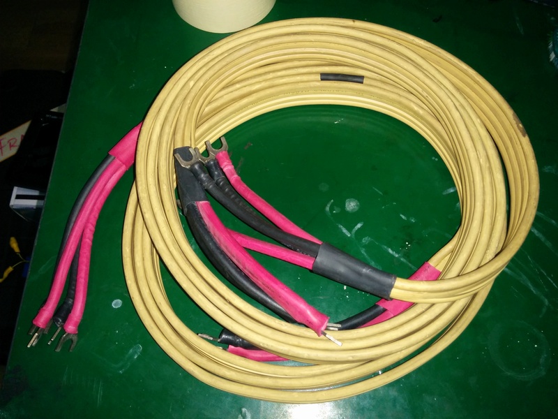 Van Den Hul The Teatrack Hybrid (3m biwire) Speaker Cable (sold) Img_2013