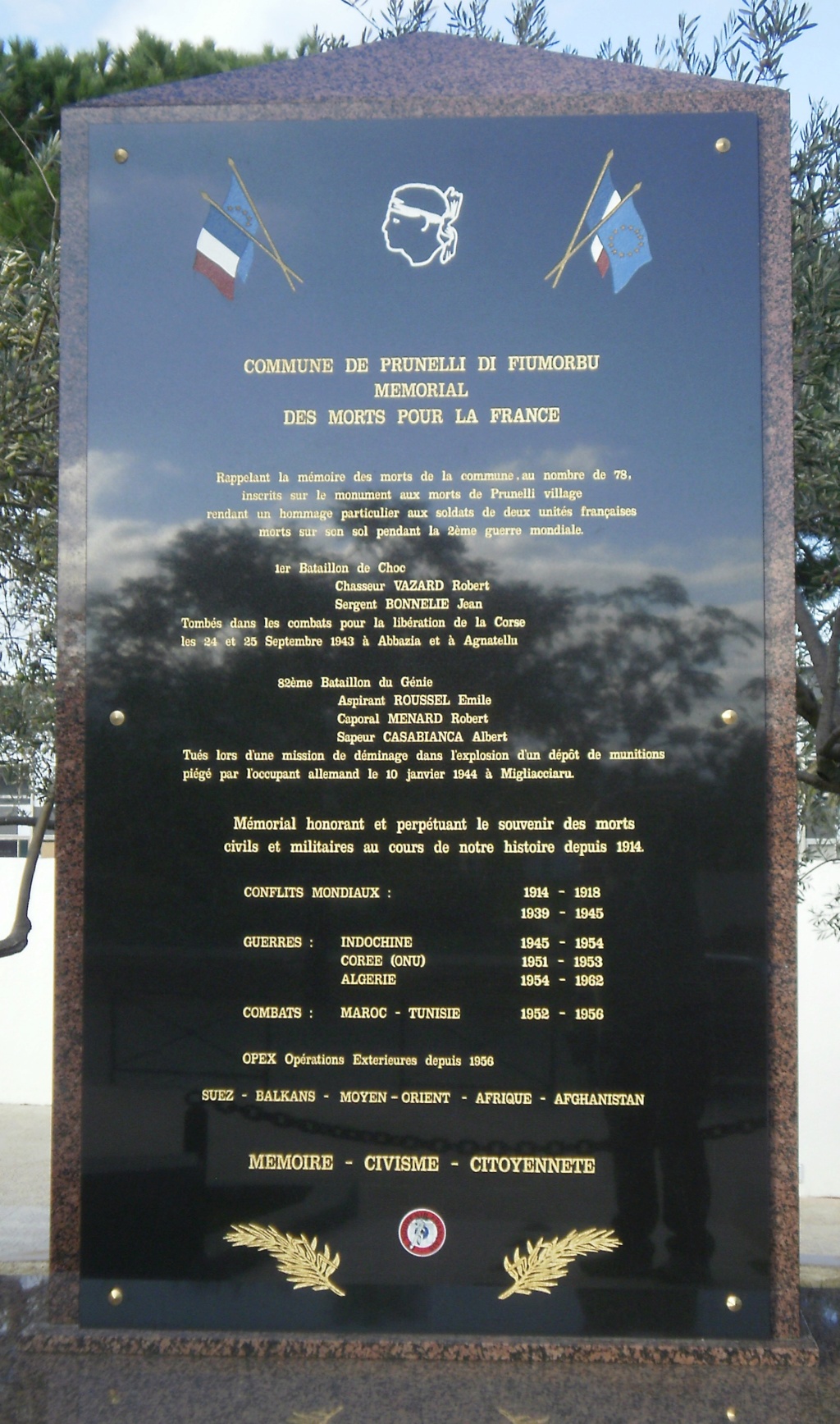 tombes btn-choc carre militaire du cimetière de bastia Monume13