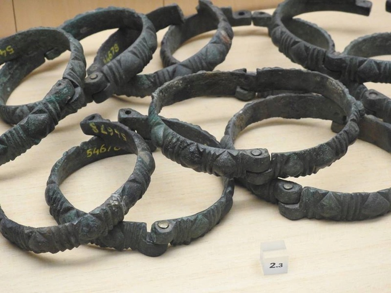 bracelet GR musée de st germain en laye Bracel14