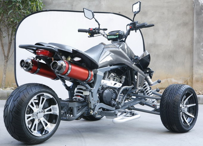 Plus radical que le Fuoco Trike-10